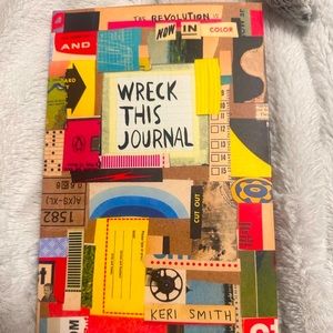 Wreck This Journal: Now in Color by Keri Smith for artists & more - NEW UNUSED